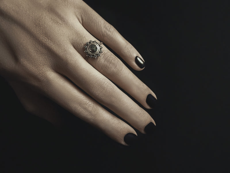 Lunara Ring