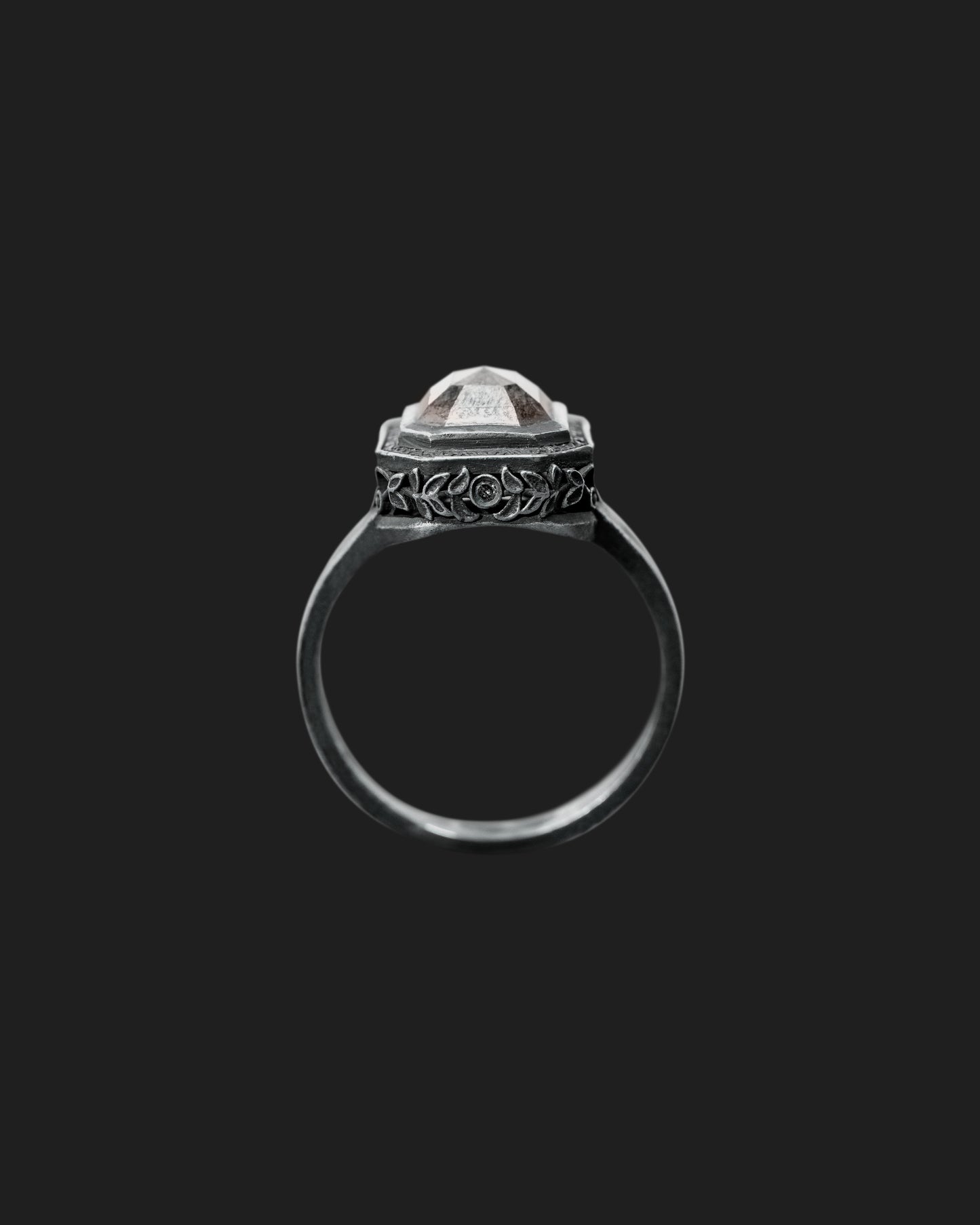 Astrae Ring