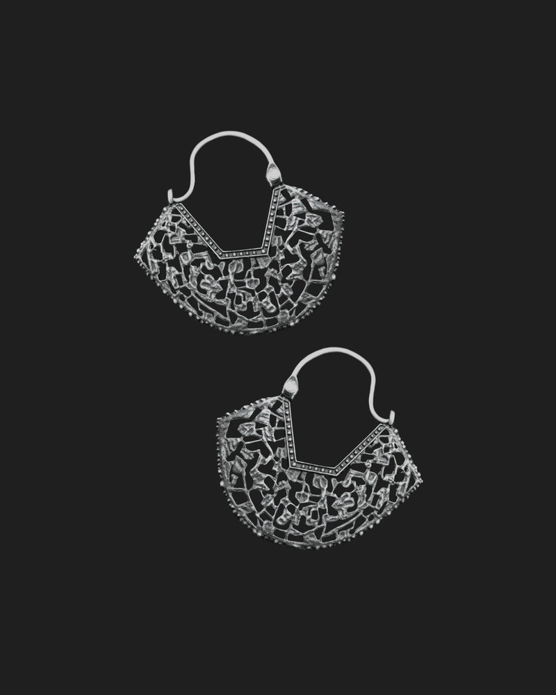 Edge Arc Earrings