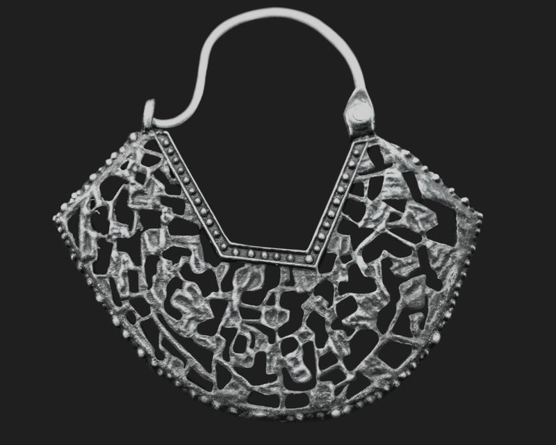 Edge Arc Earrings