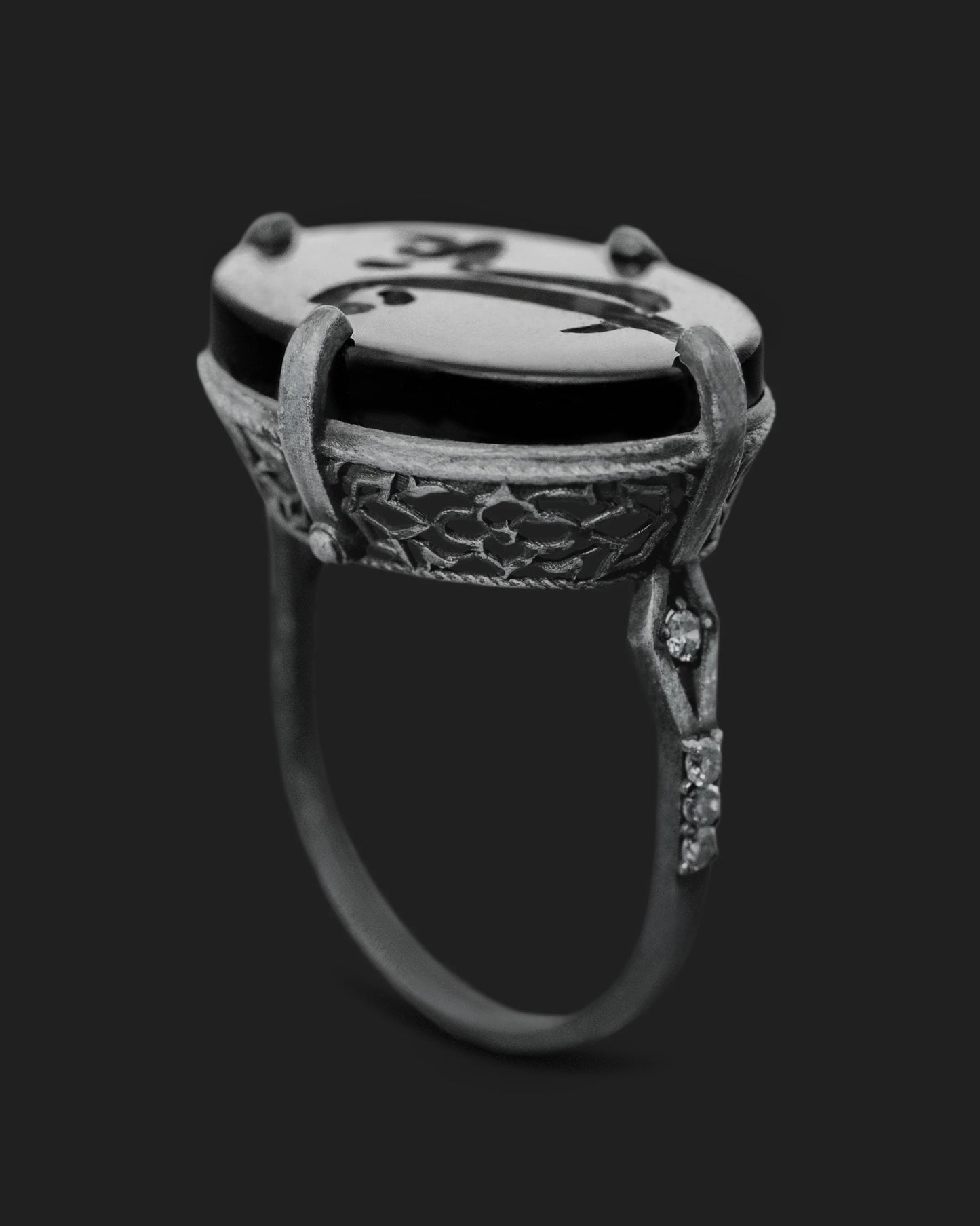 Yahan Ring