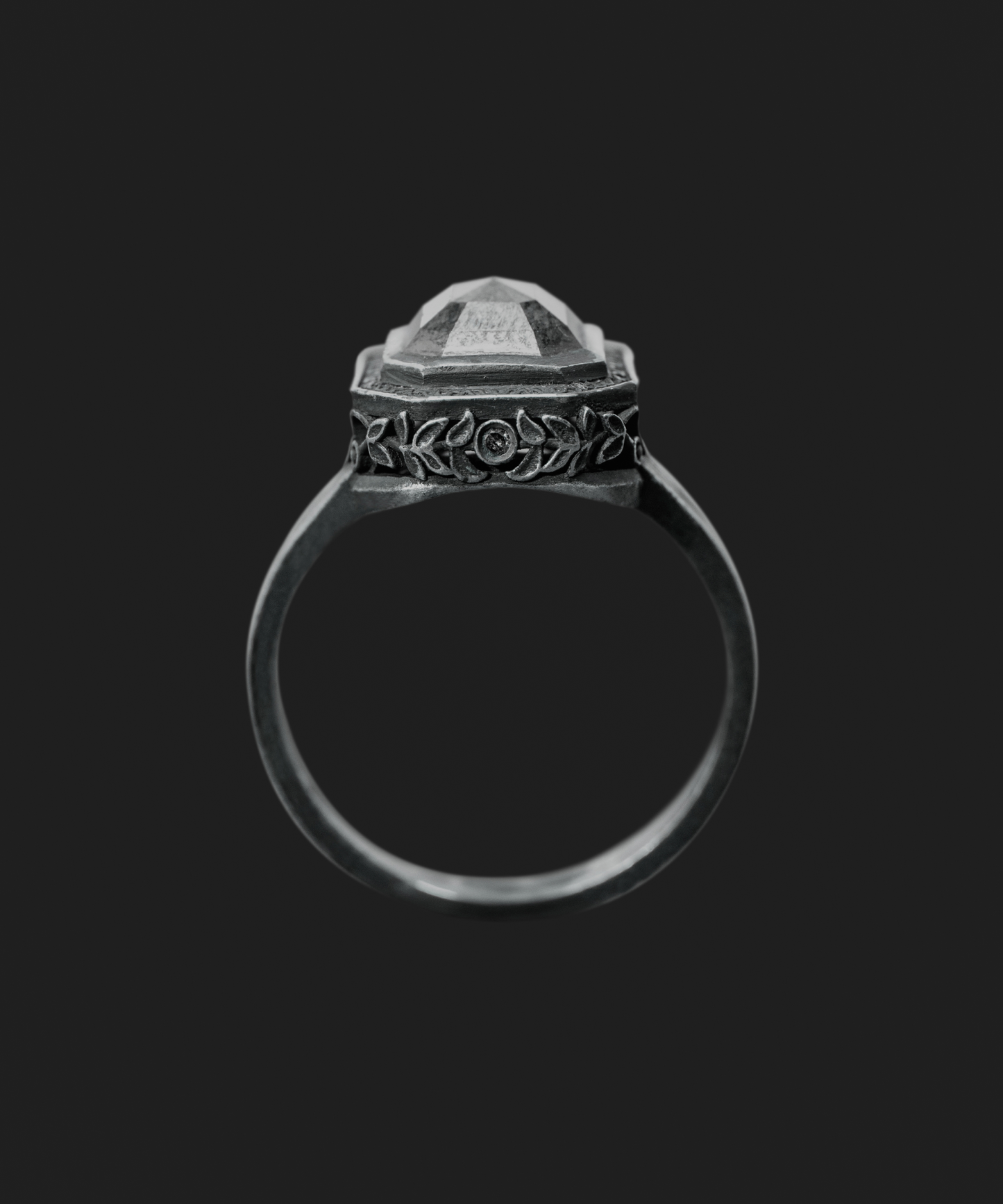 Astrae Ring