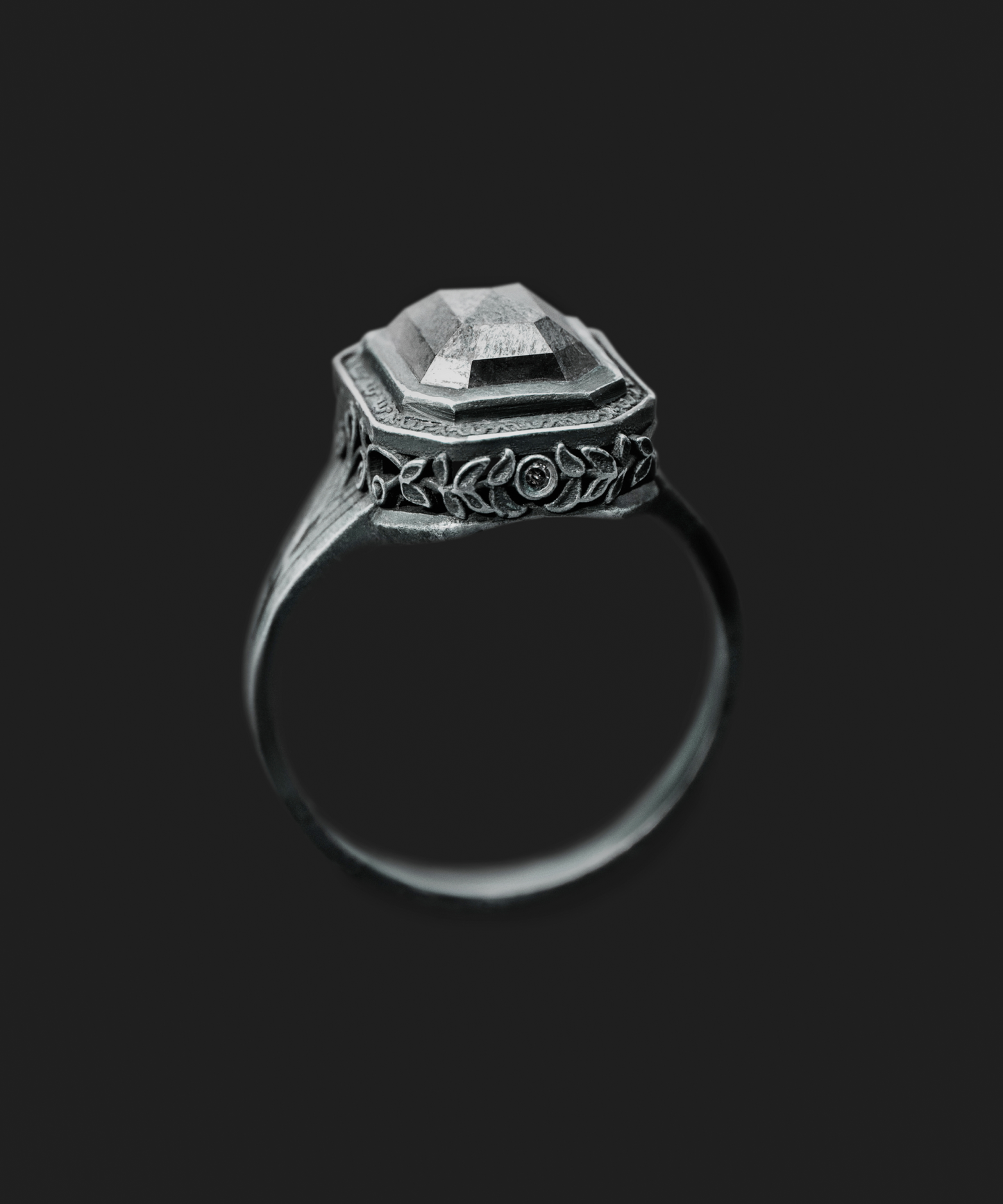 Astrae Ring