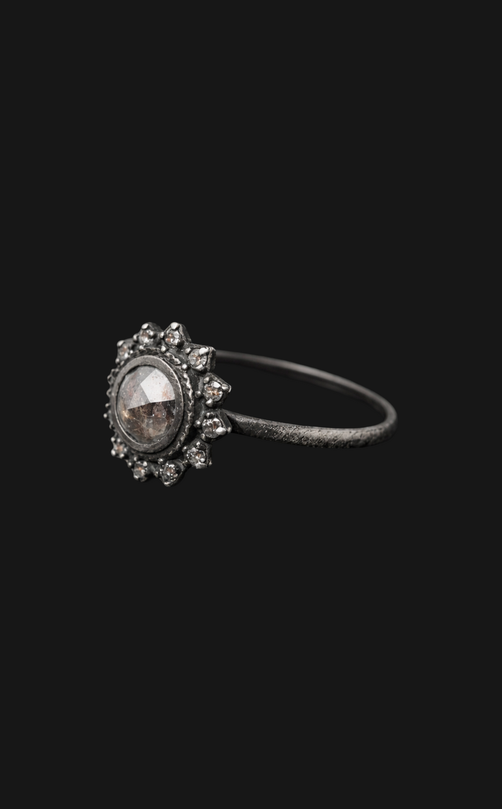 Lunara Ring