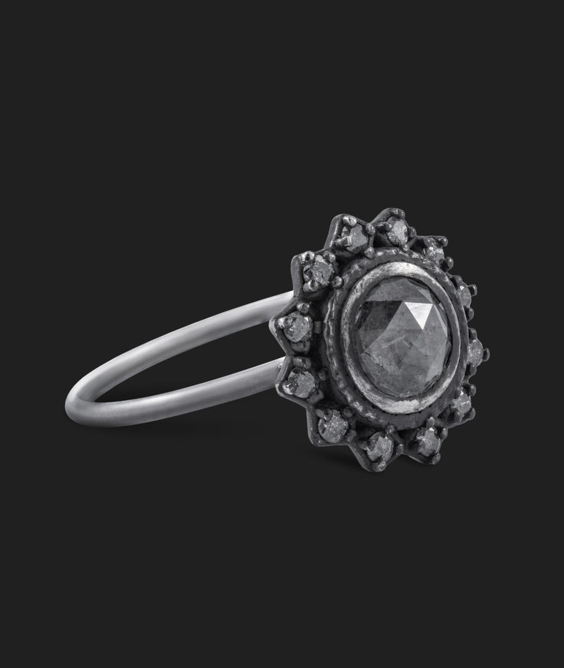 Lunara Ring