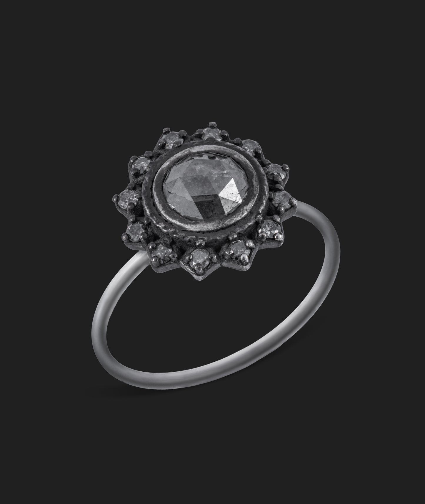 Lunara Ring