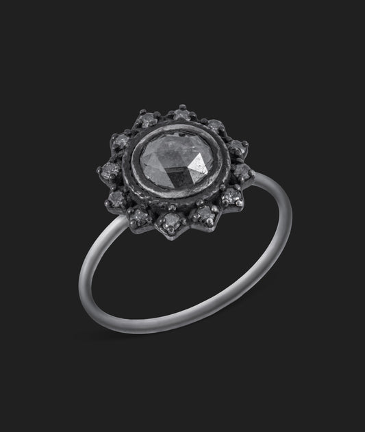 Lunara Ring